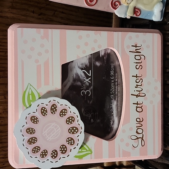 Picture frames - Picture 2 of 3